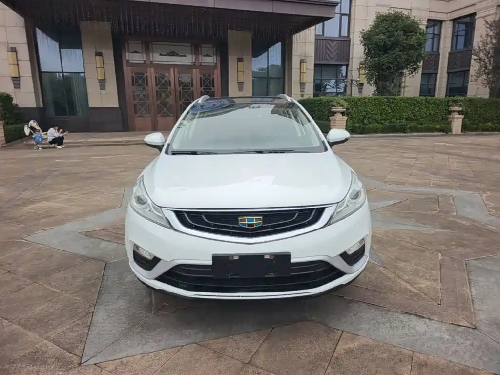 Geely Emgrand GS — миниатюра 3