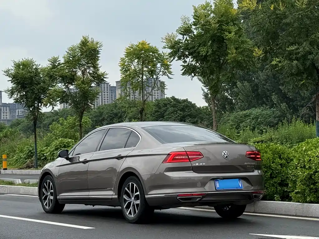 Volkswagen Magotan 2017 380TSI DSG Luxury