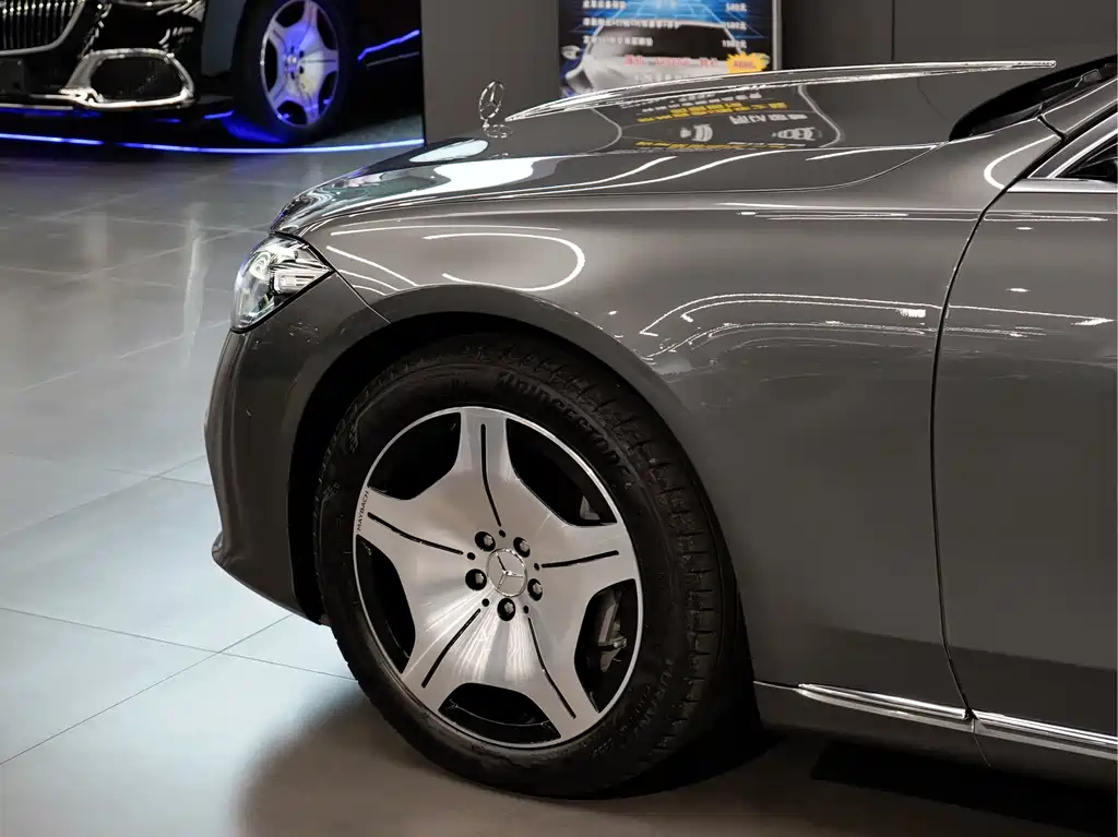 Mercedes-Benz S-Class — миниатюра 6