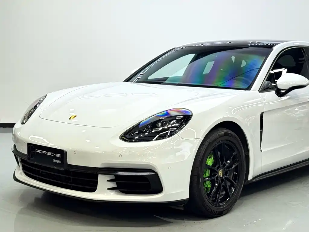 Porsche Panamera — миниатюра 13