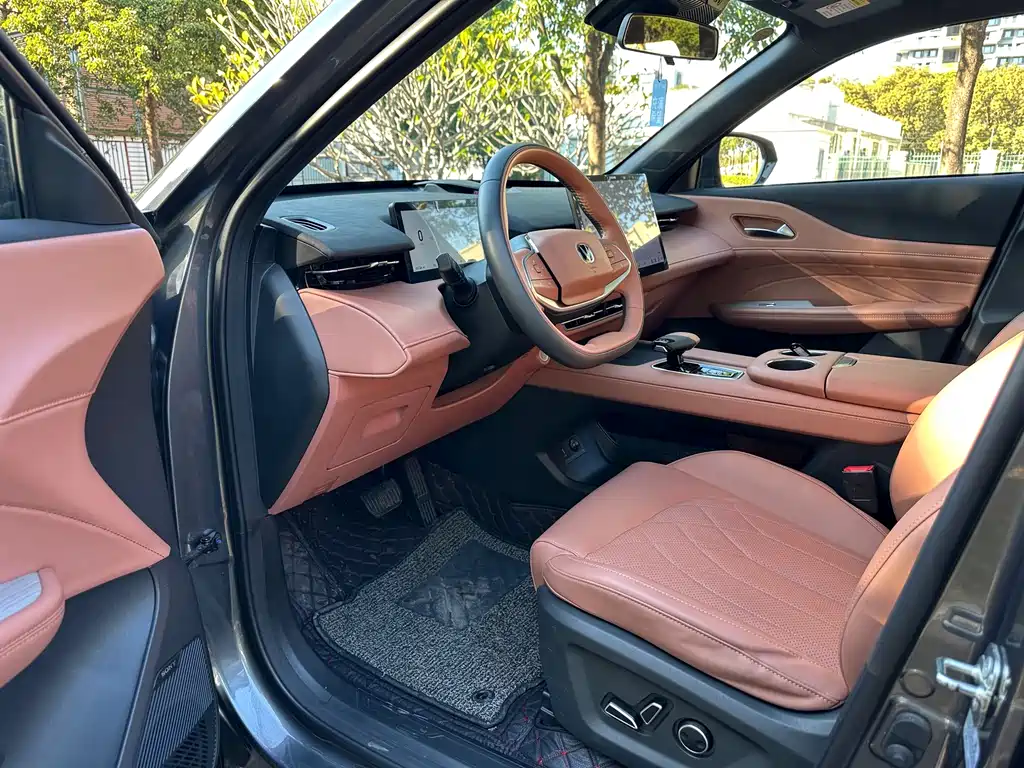 CHANGAN UNI Z NEW ENERGY