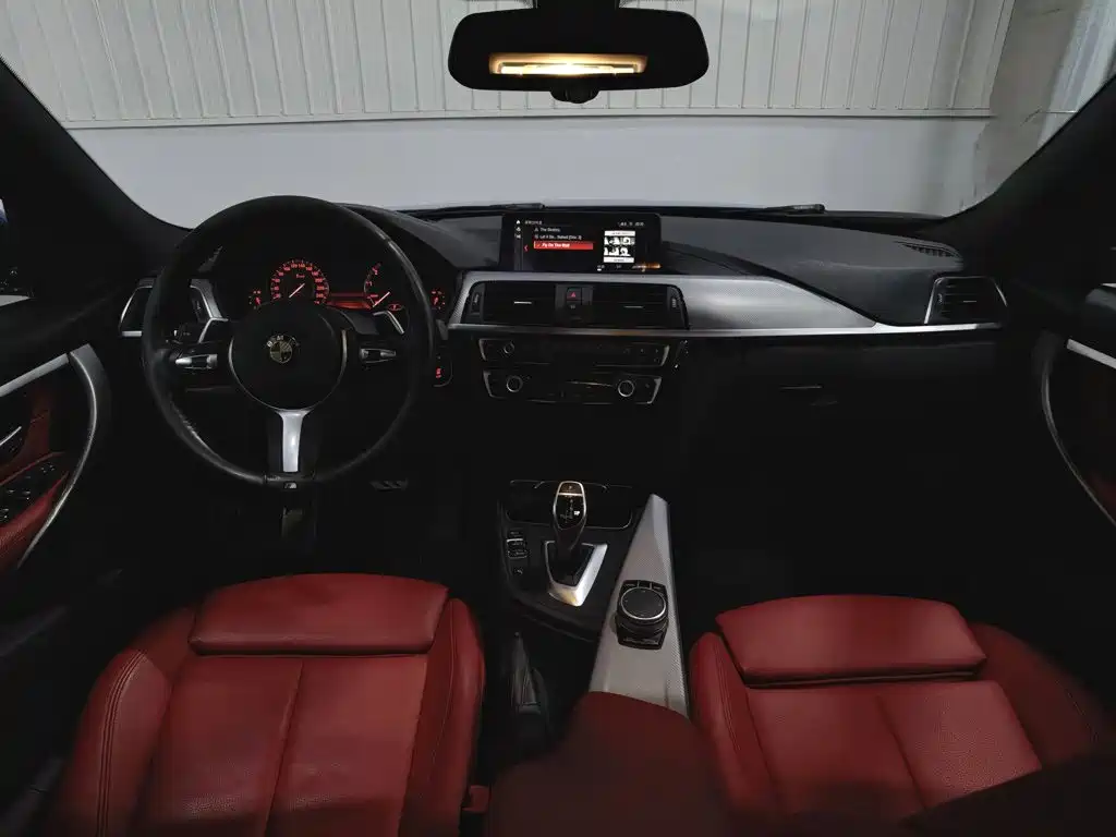 BMW 3 Series — миниатюра 5