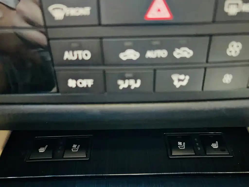 Lexus GS — миниатюра 12