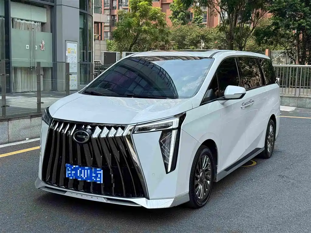 GAC M8