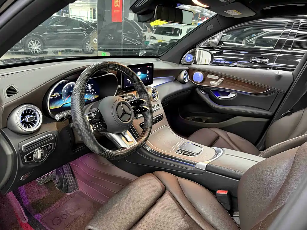 Mercedes-Benz GLC 2020 GLC 300 L 4MATIC Luxury