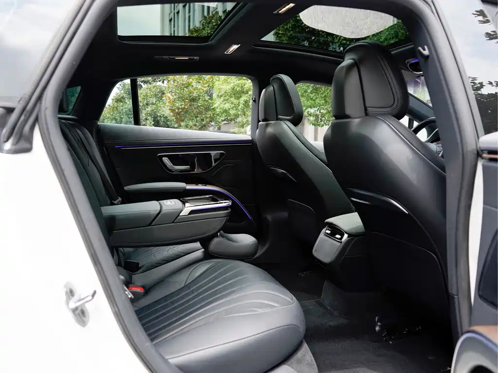 Mercedes-Benz EQS — миниатюра 10