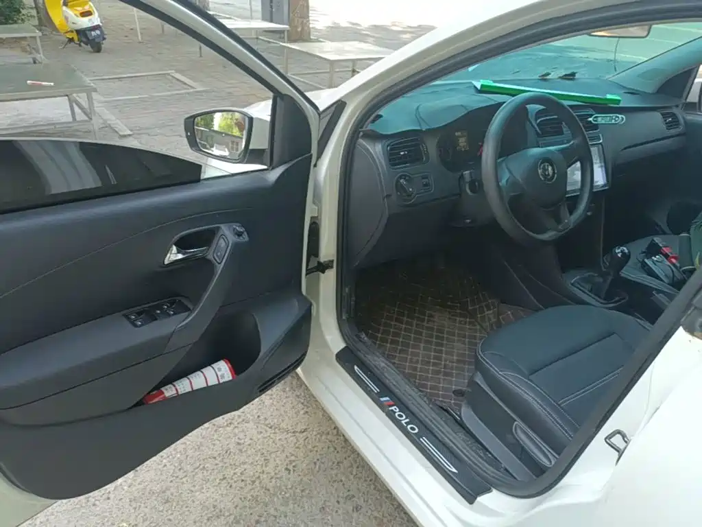 Volkswagen Polo — миниатюра 16