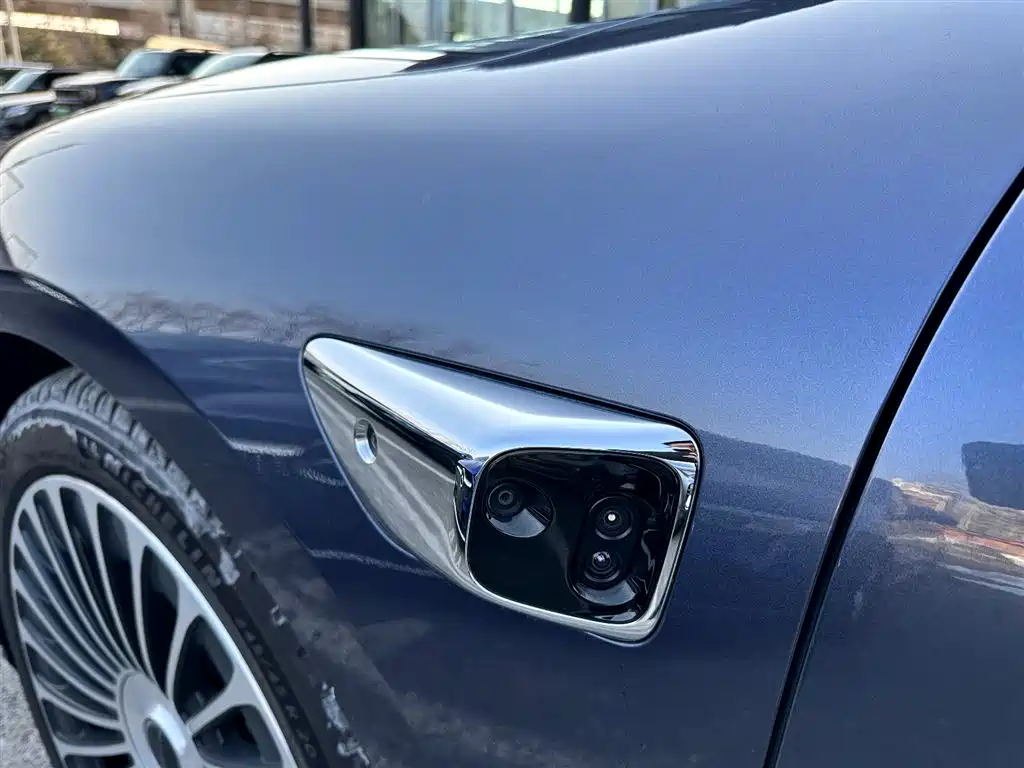 AITO ENJOY THE WORLD S9