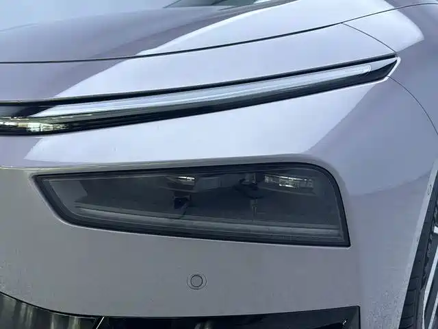 XPeng P7+ — миниатюра 2