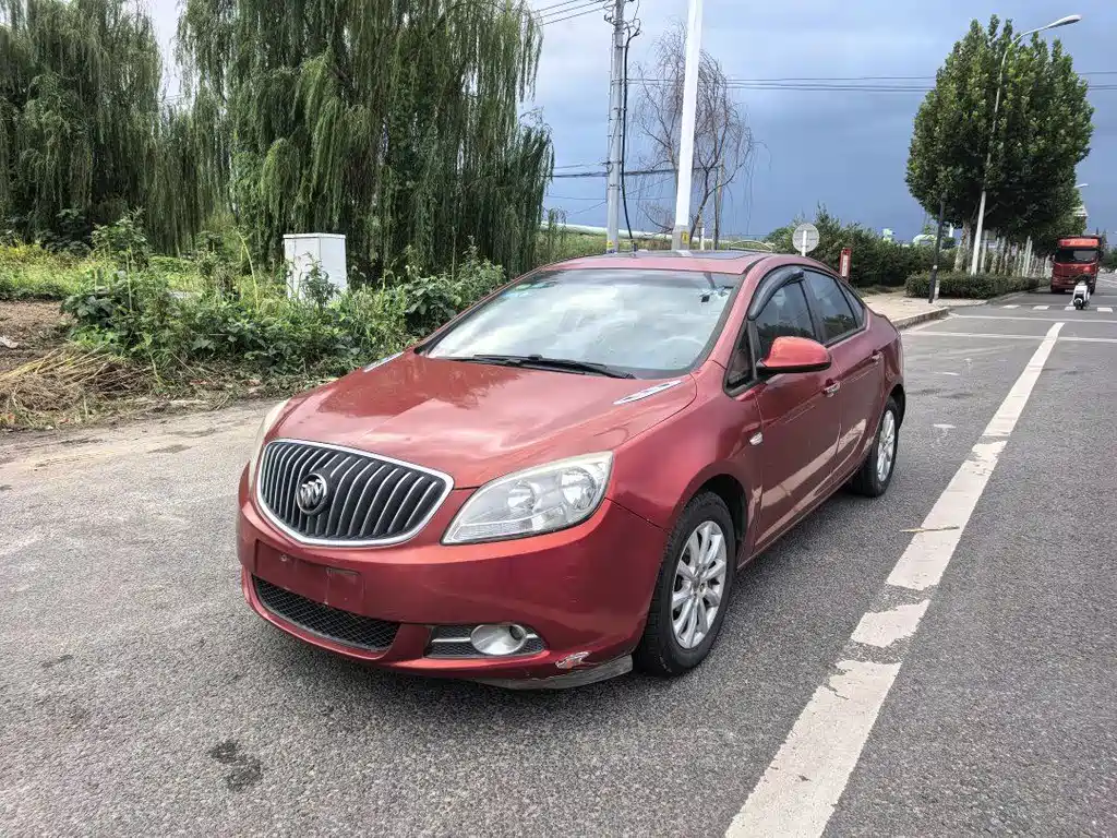 Buick Excelle 2012