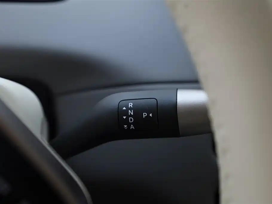 Li Auto i8 2025 Standard