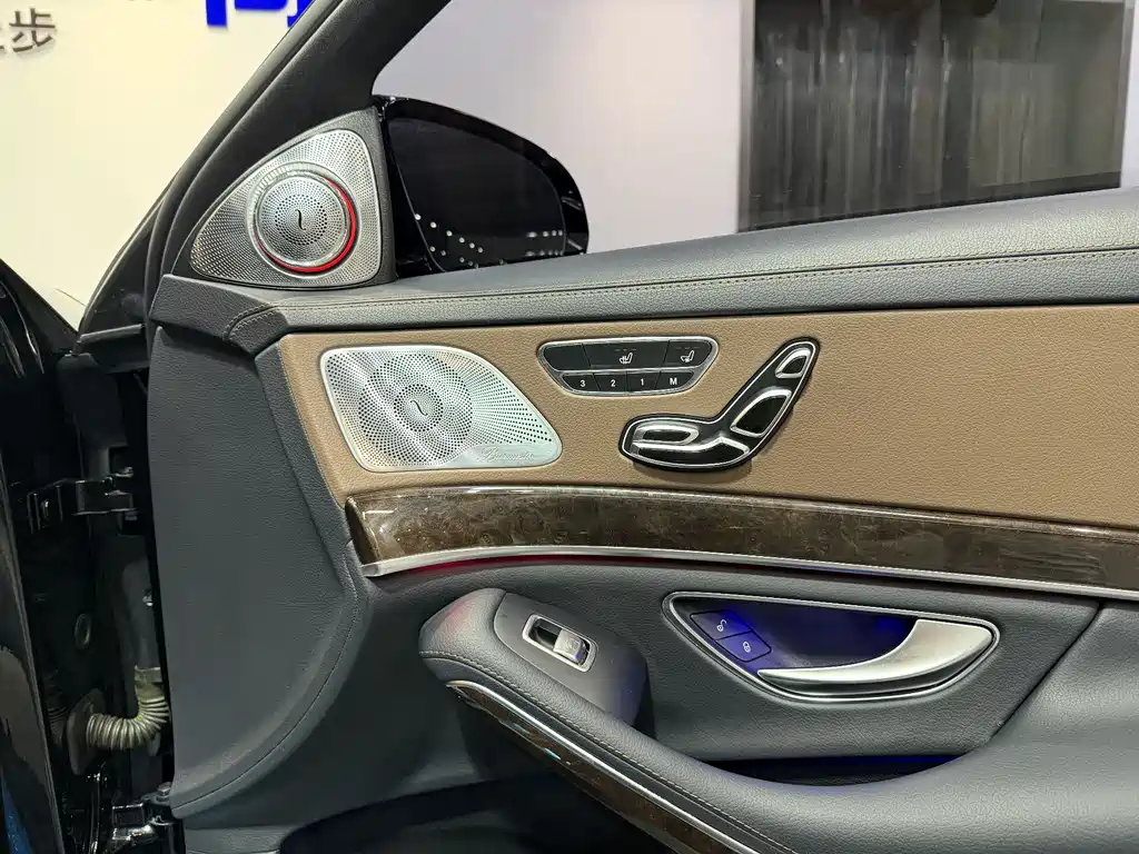 MERCEDES-BENZ S CLASS