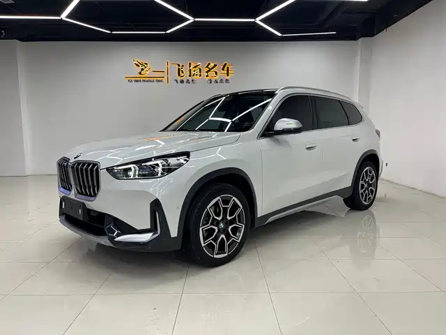 2024 BMW X1