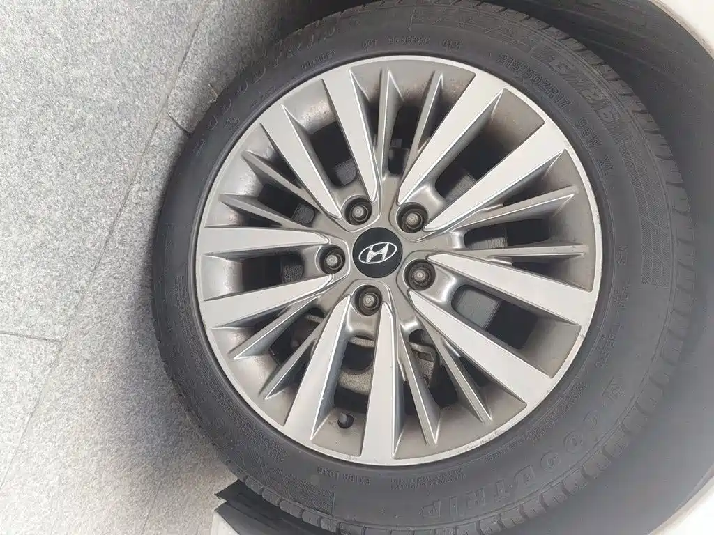 Hyundai Mistra — миниатюра 24