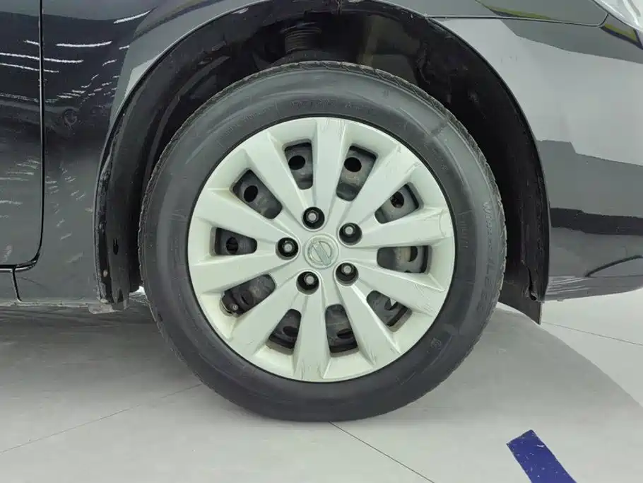 Nissan Sylphy — миниатюра 6