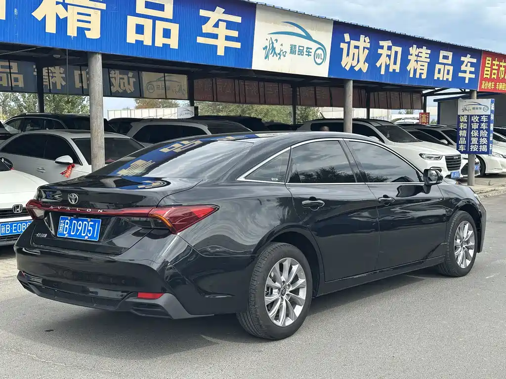 Toyota Avalon — миниатюра 7