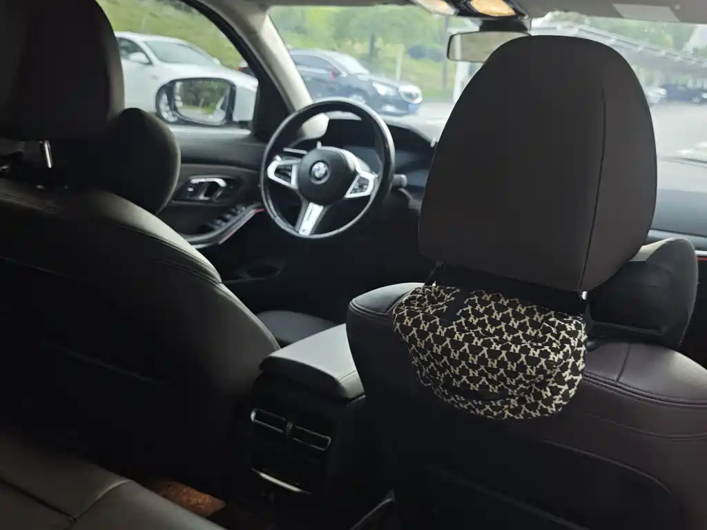 BMW 3 Series — миниатюра 15