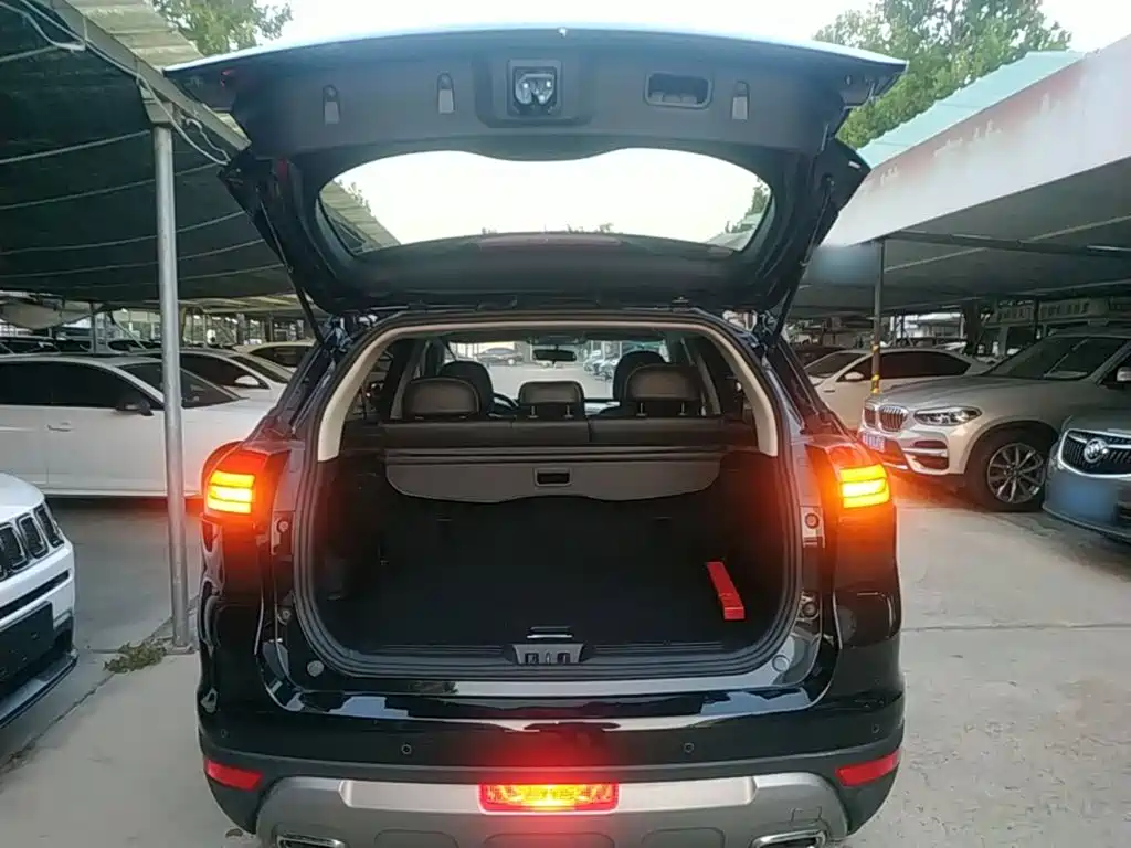 Geely Boyue — миниатюра 19