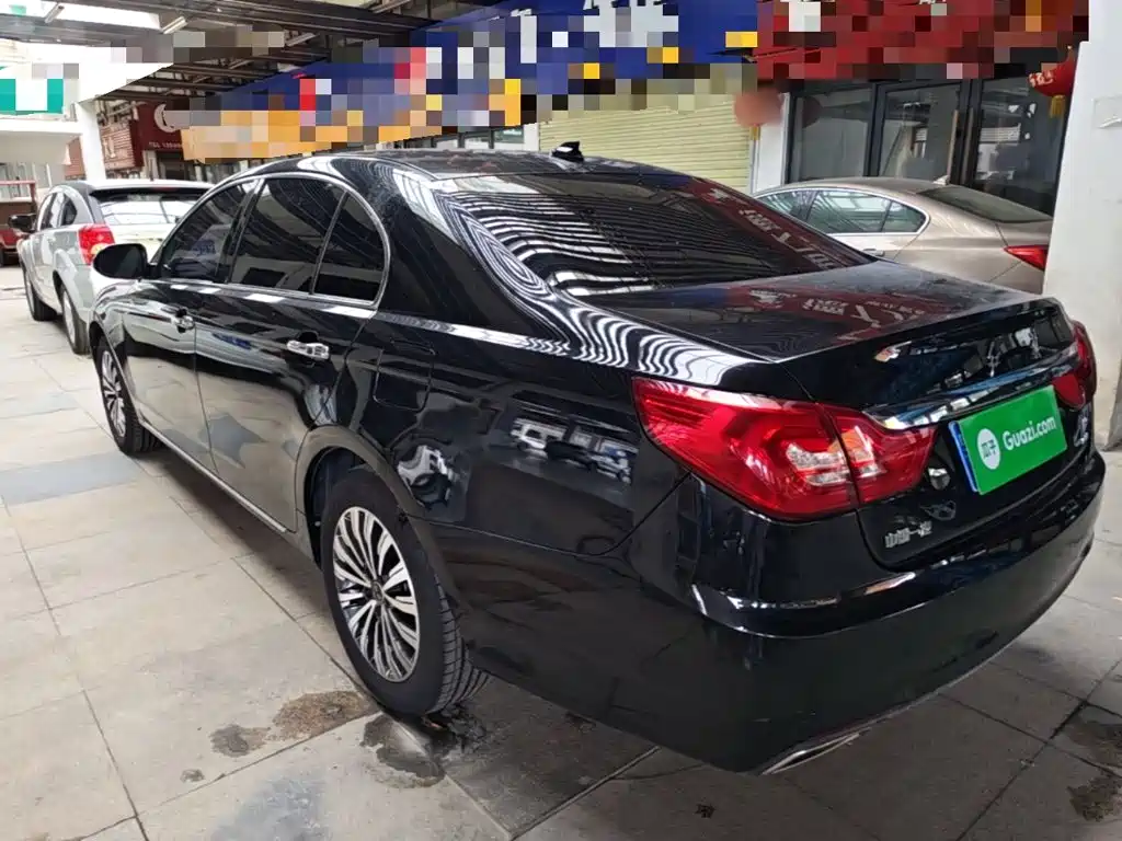 Hongqi Hongqi H7 — миниатюра 5