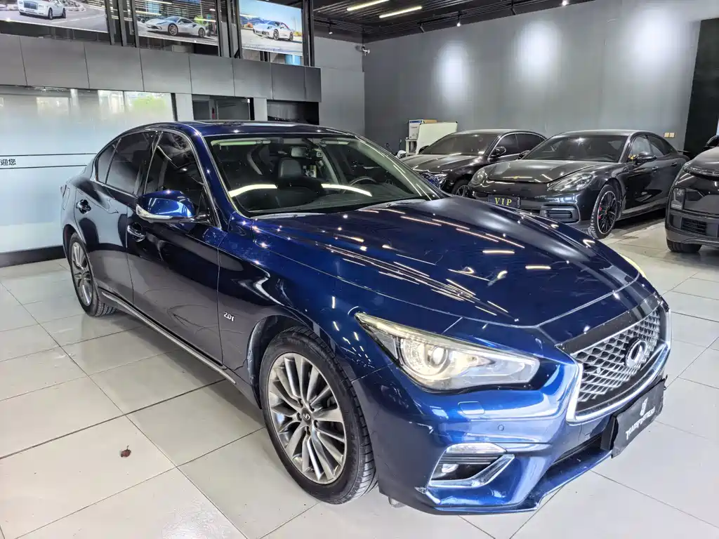 Infiniti Q50L 2018 2.0T VI