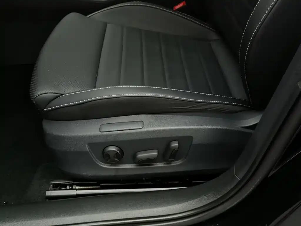 Skoda Superb — миниатюра 20