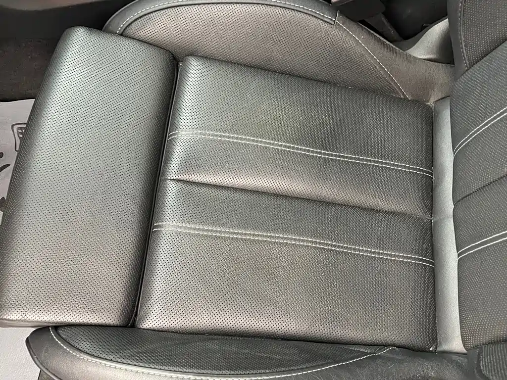 Audi A4L — миниатюра 17