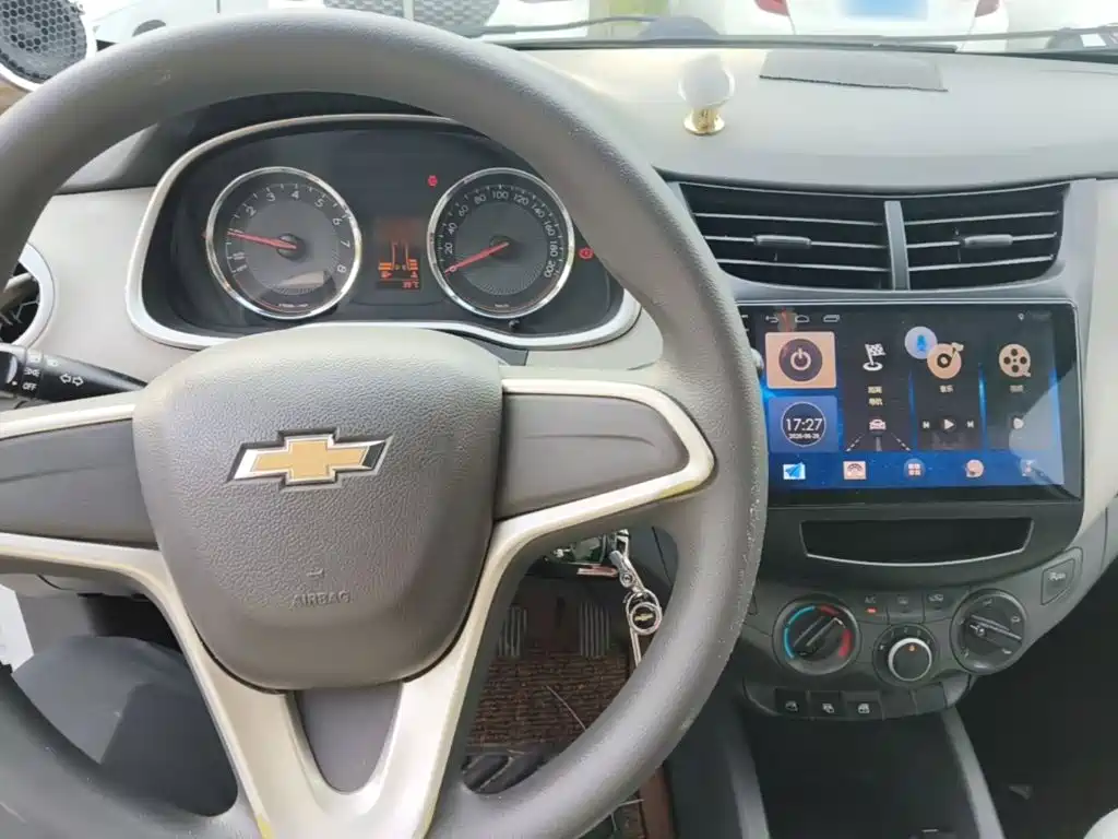 Chevrolet Sail 2015 3 1.5L MT