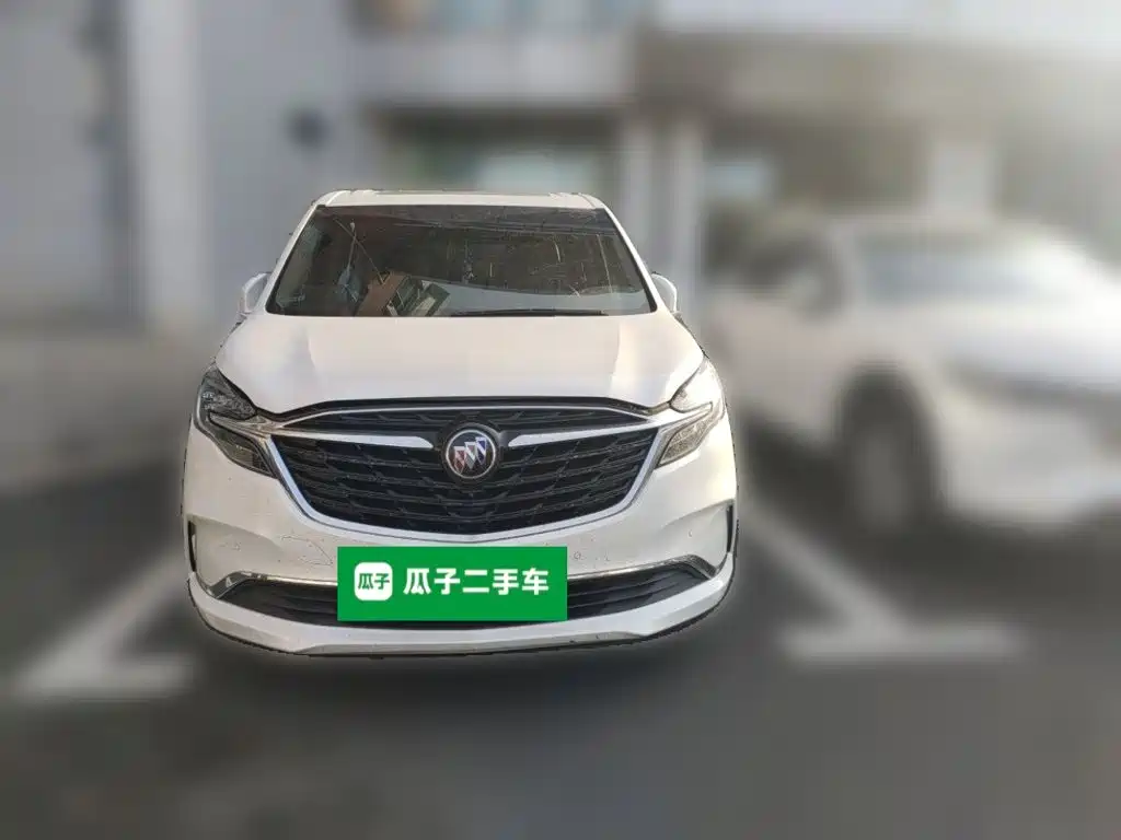 Buick GL8 — миниатюра 2