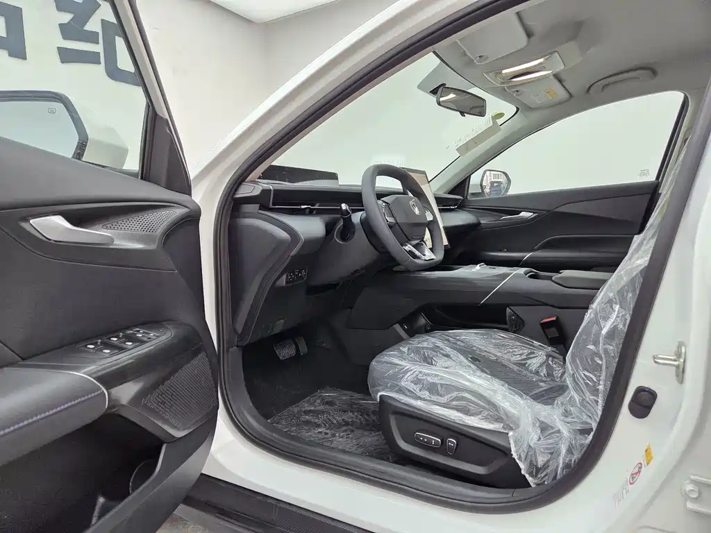 Changan Побег PHEV — миниатюра 7