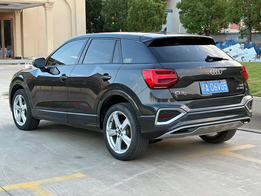 Audi Q2L — миниатюра 4