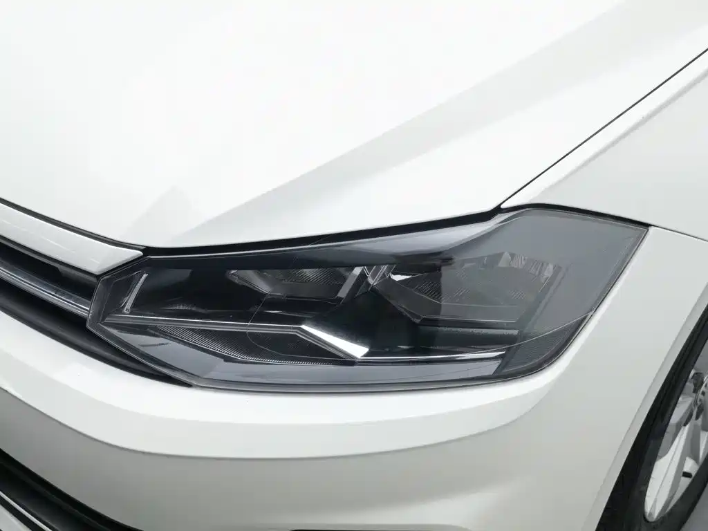 Volkswagen Polo — миниатюра 7