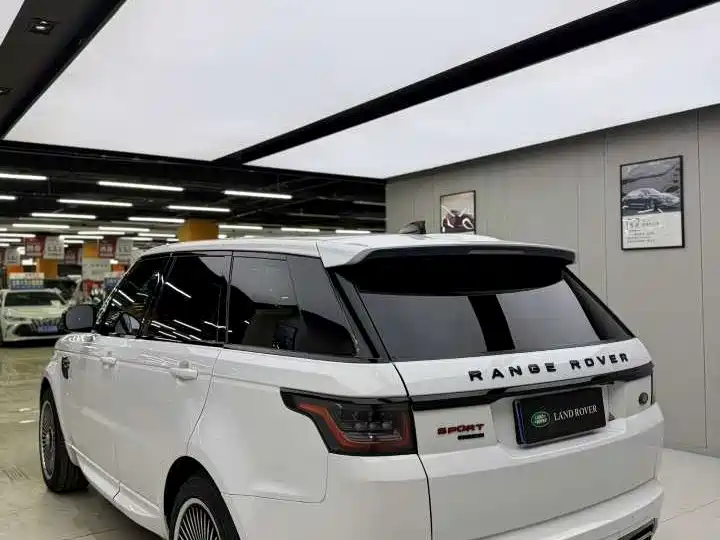 Land Rover Range Rover Sport 2017 3.0 SC V6 SE