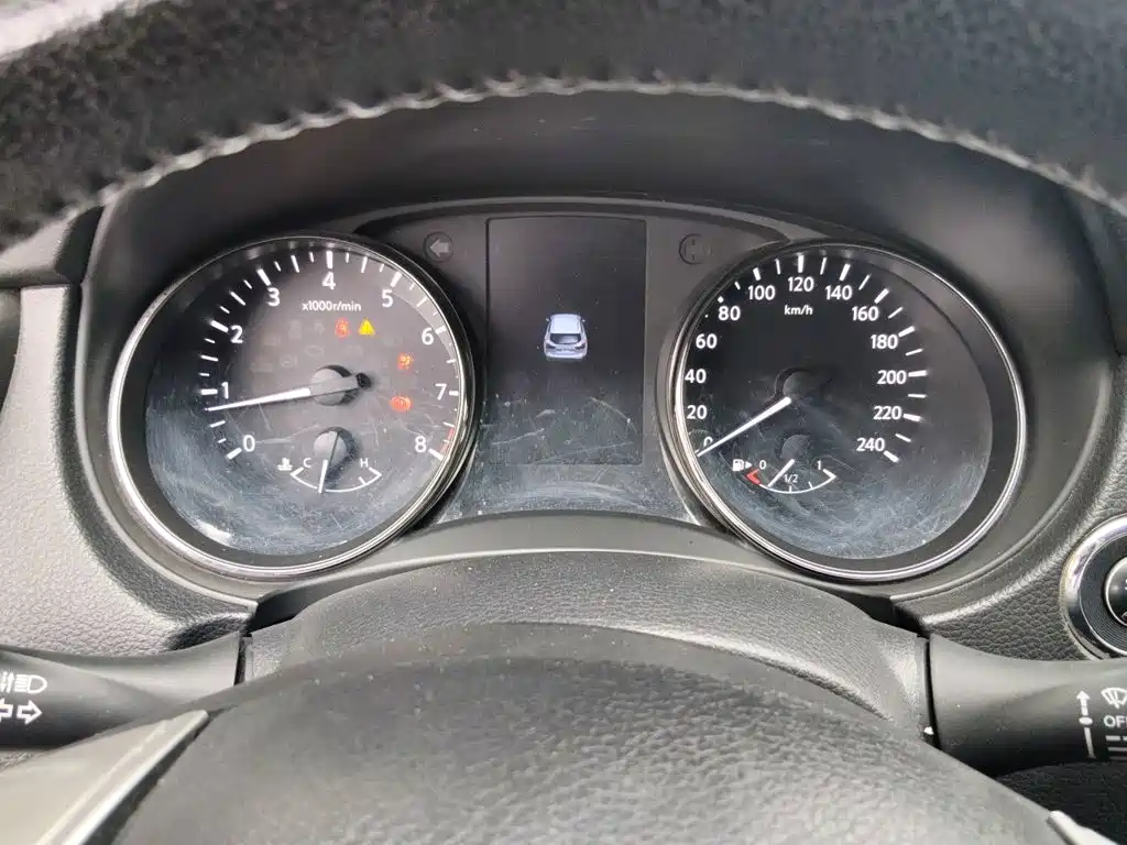 Nissan Qashqai — миниатюра 12