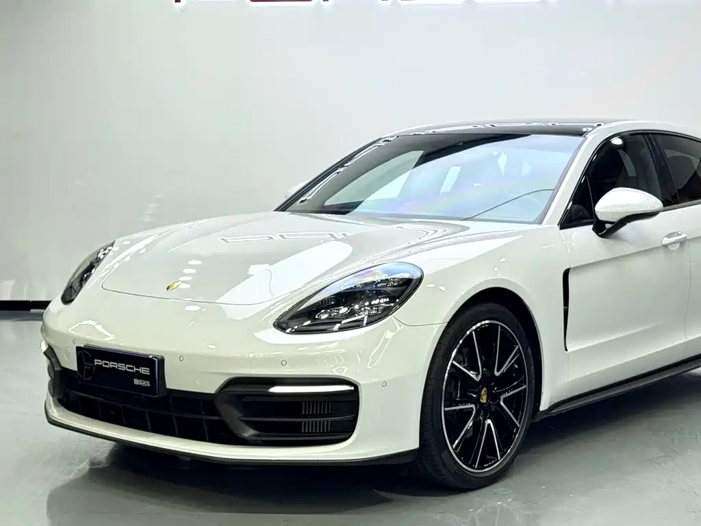 Porsche Panamera — миниатюра 10