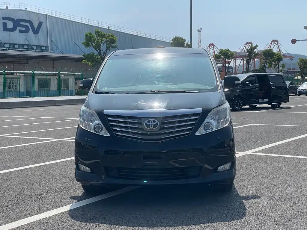 Toyota Alphard 2012 3.5L Luxury