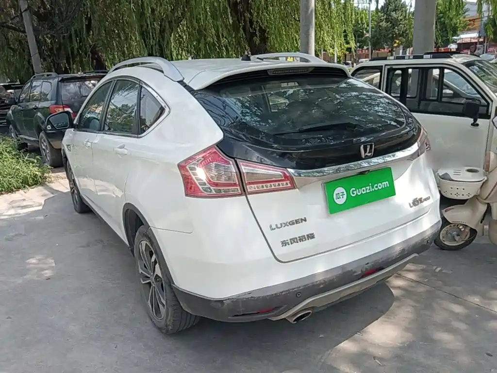 Luxgen U6 — миниатюра 5