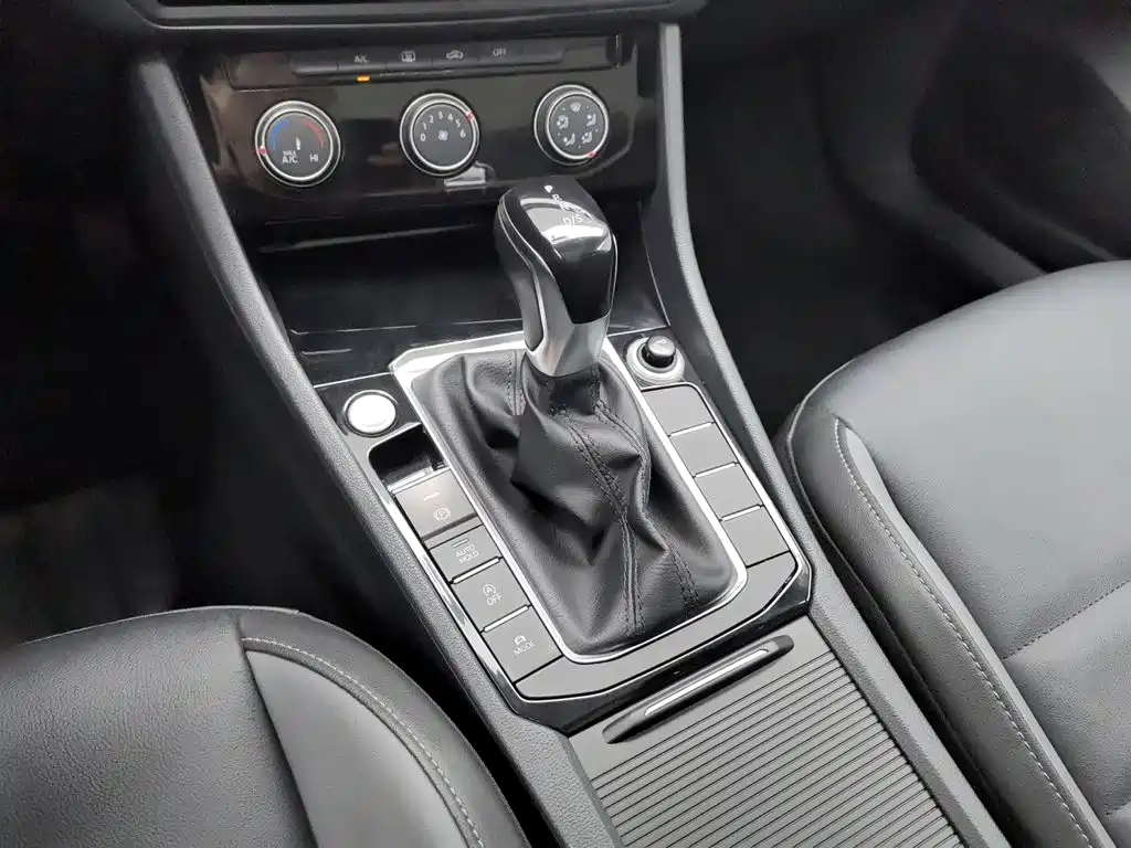 Volkswagen Sagitar — миниатюра 13