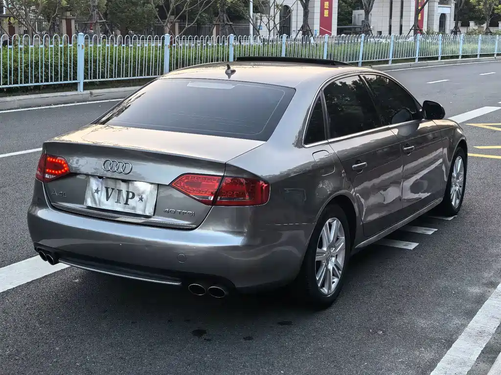 Audi A4L — миниатюра 4