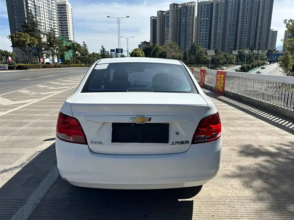 Chevrolet Sail 2015 3 1.5L MT
