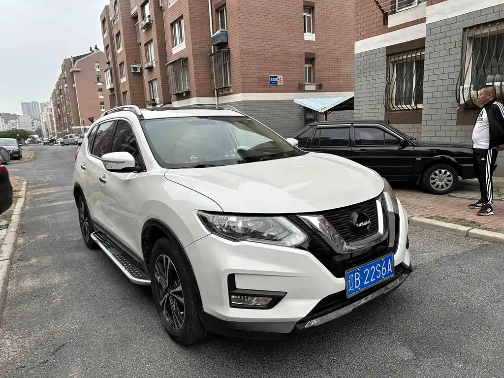Nissan X-Trail — миниатюра 3