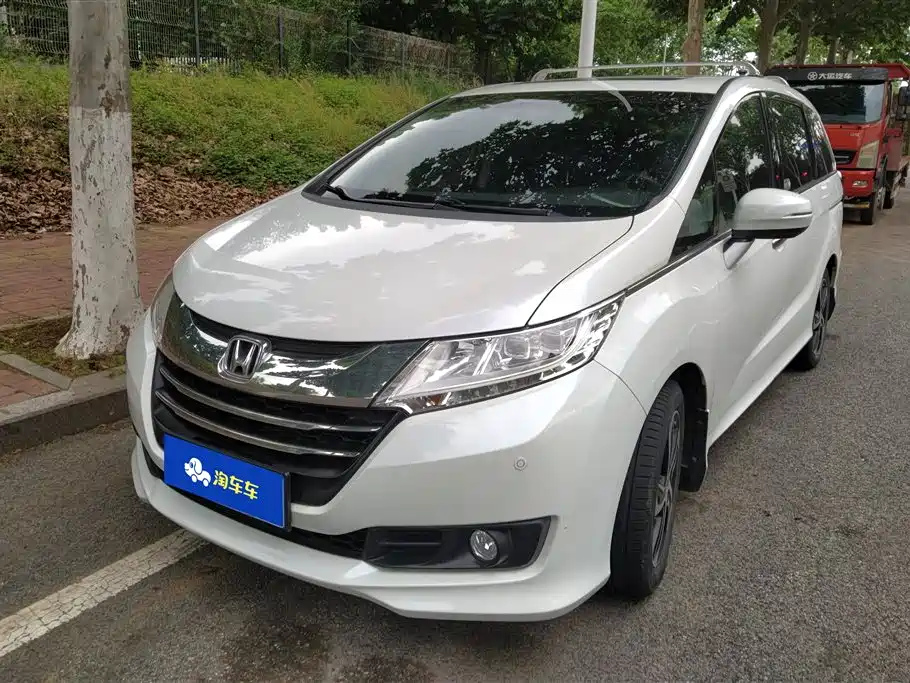 Купить Honda Odyssey