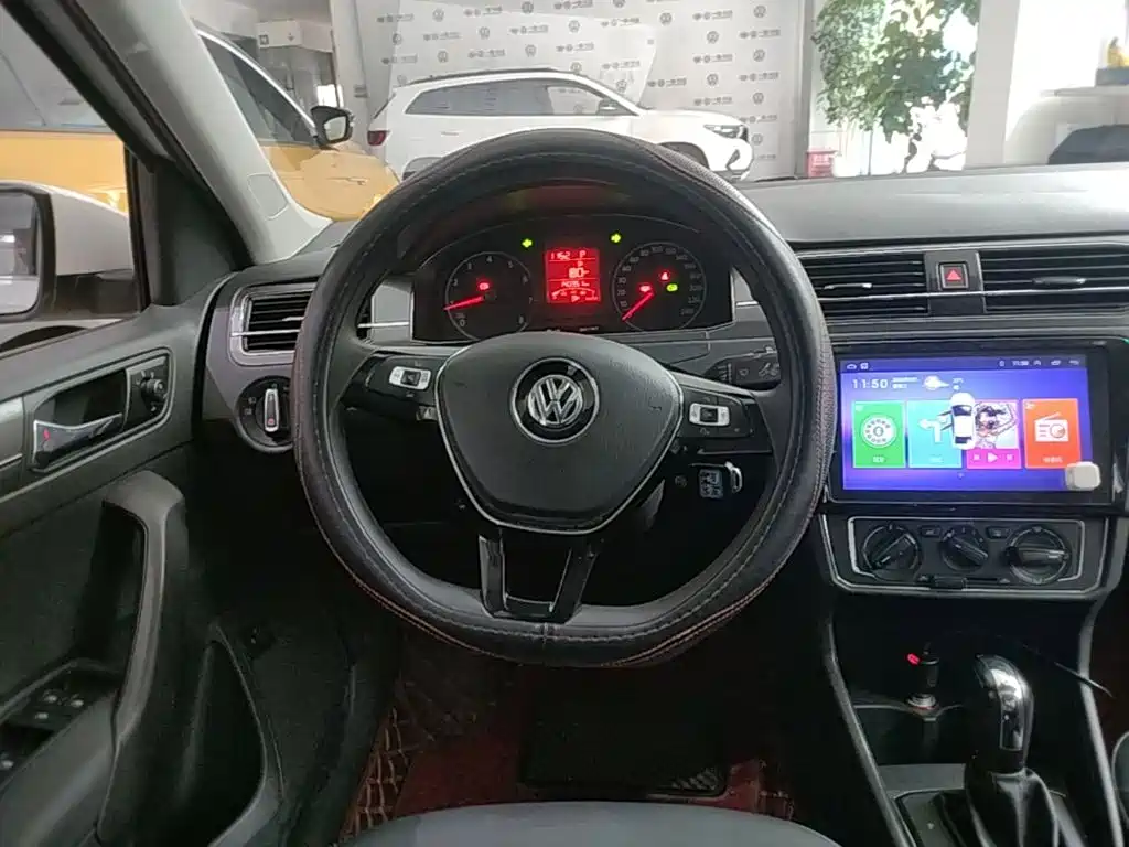 Volkswagen Santana — миниатюра 11