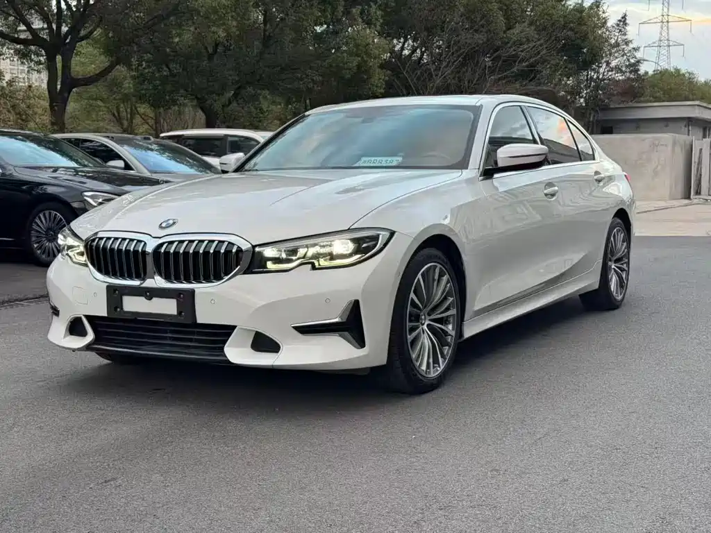 BMW 3 Series 2020