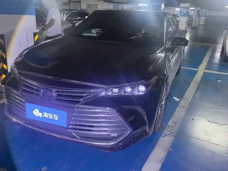 2021 Toyota Avalon - zdjęcie 1 z 16