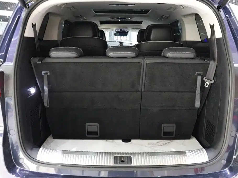 Roewe iMAX8 — миниатюра 25