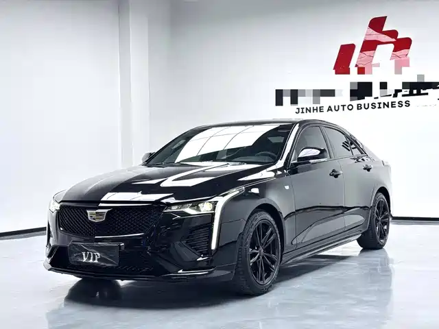 2022 Cadillac CT4