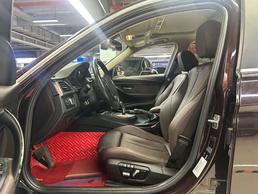 BMW 3 Series — миниатюра 13