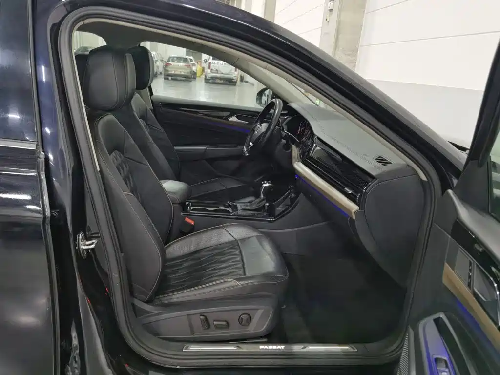 Volkswagen Passat — миниатюра 23