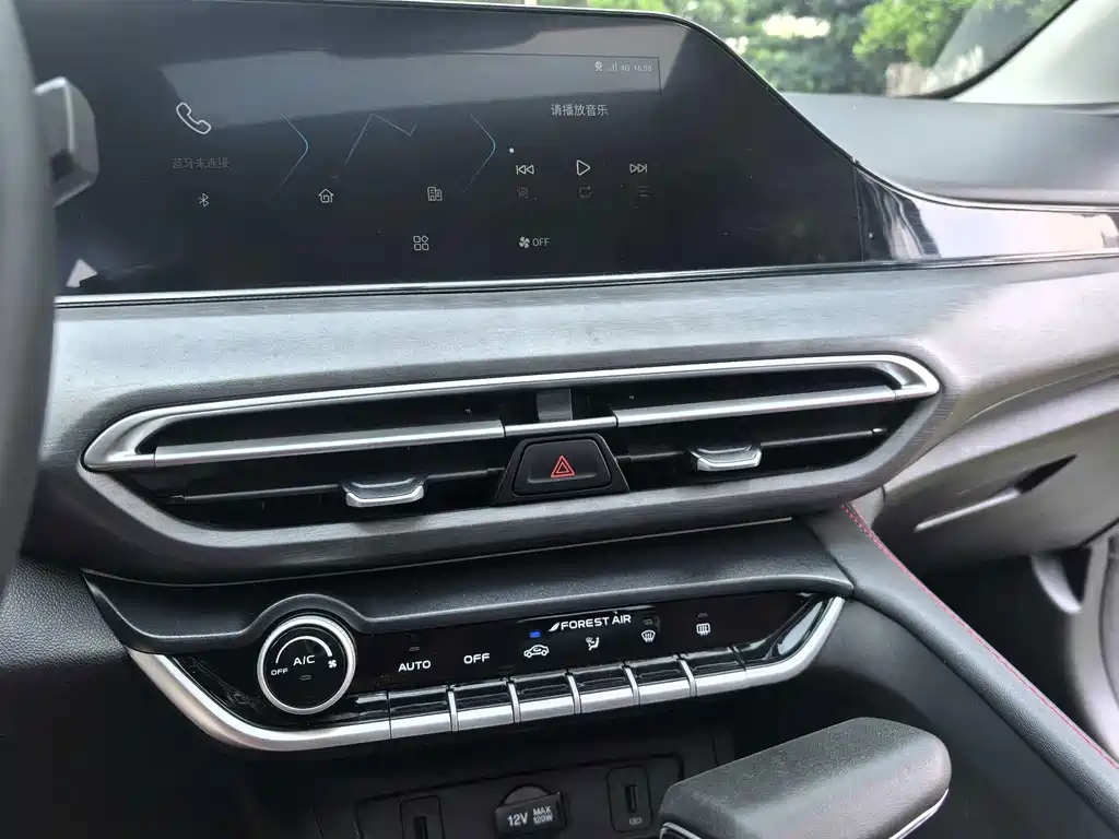 Changan Eado — миниатюра 10