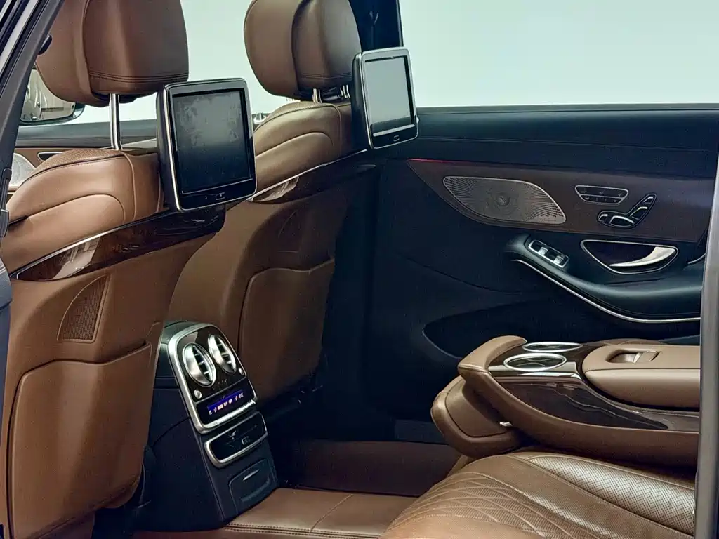 Mercedes-Benz S-Class — миниатюра 6